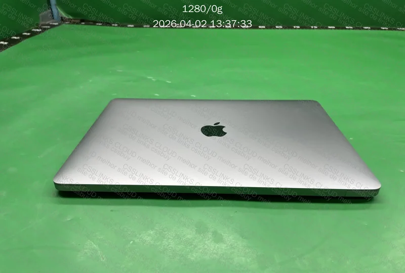 MACBOOK M1 8GB/256SSD 6