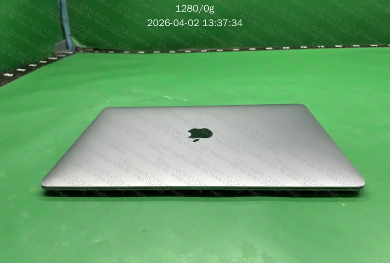 MACBOOK M1 8GB/256SSD 8