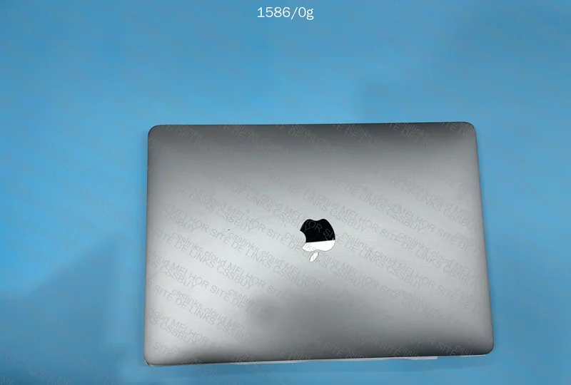 MacBook Pro 17 2