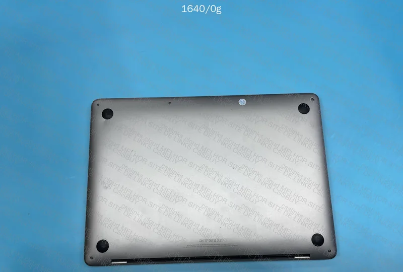MacBook Pro 17 9