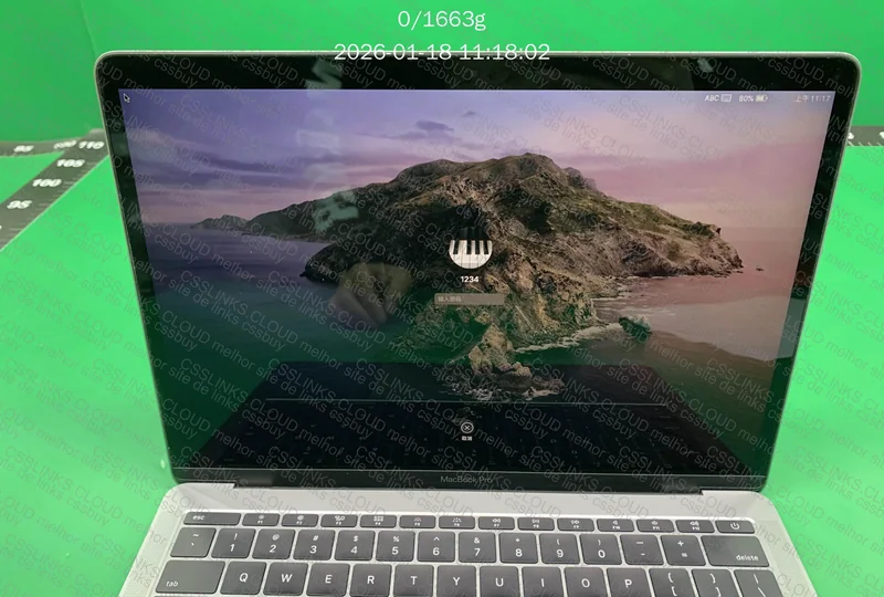 Macbook Pro 2017 - 16/256 3