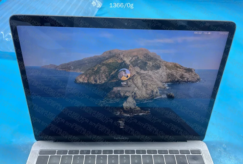 MacBook Pro 2017 8GB + 128GB SSD 3