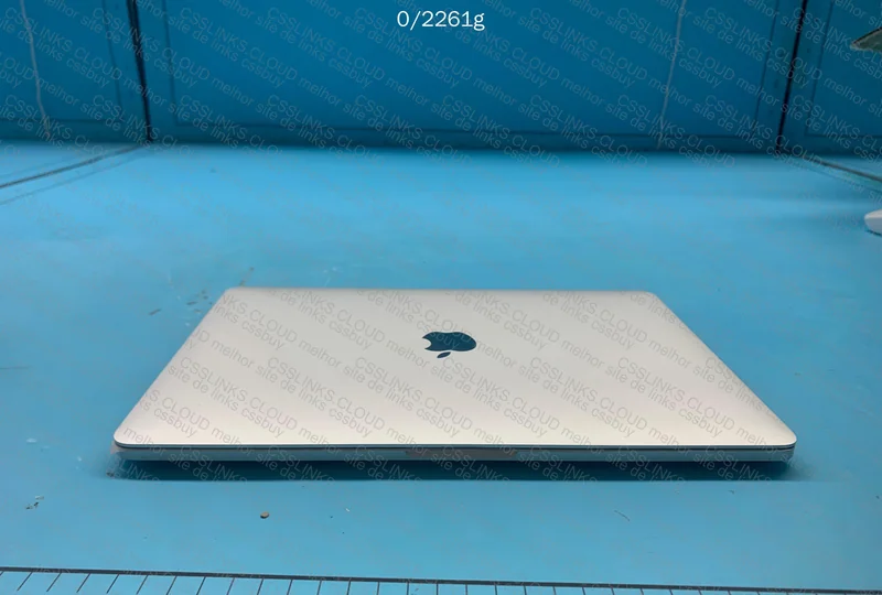 MacBook Pro 2017 8GB + 256GB 3
