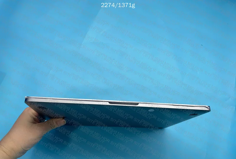 MacBook Pro 2017 8GB + 256GB Internal Storage 3