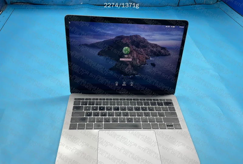 MacBook Pro 2017 8GB + 256GB Internal Storage 5