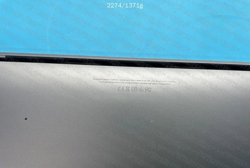MacBook Pro 2017 8GB + 256GB Internal Storage 8