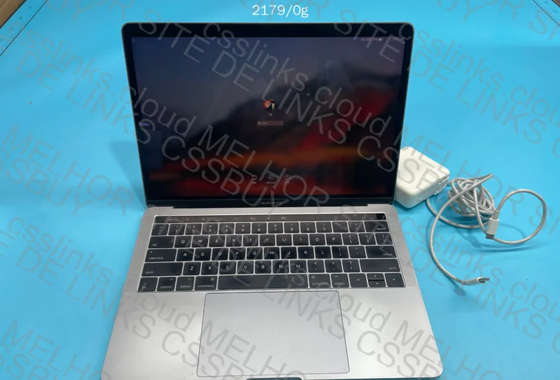 MacBook Pro 2017 TouchBar 4