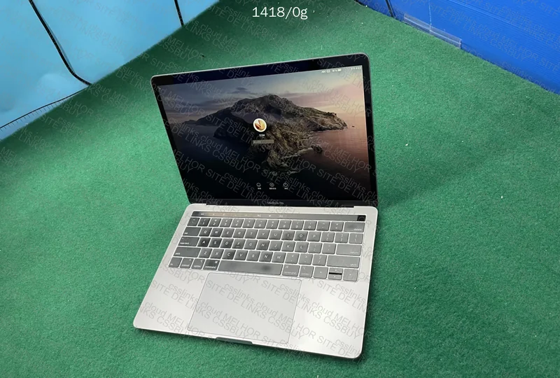 MacBook Pro 2018 9