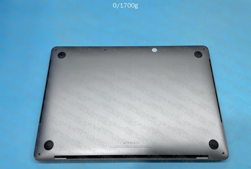 MacBook Pro 2018 8GB + 256SSD 4