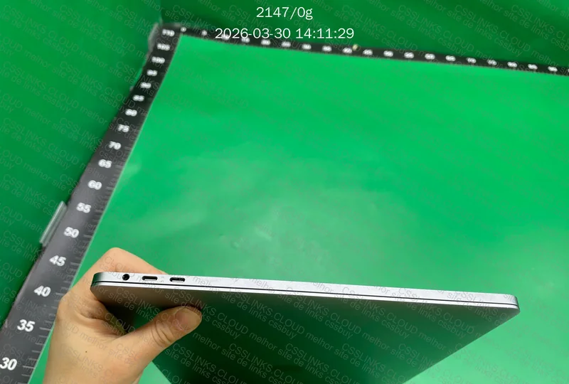 MacBook Pro 2018: Core i7 16GB RAM 256GB 2