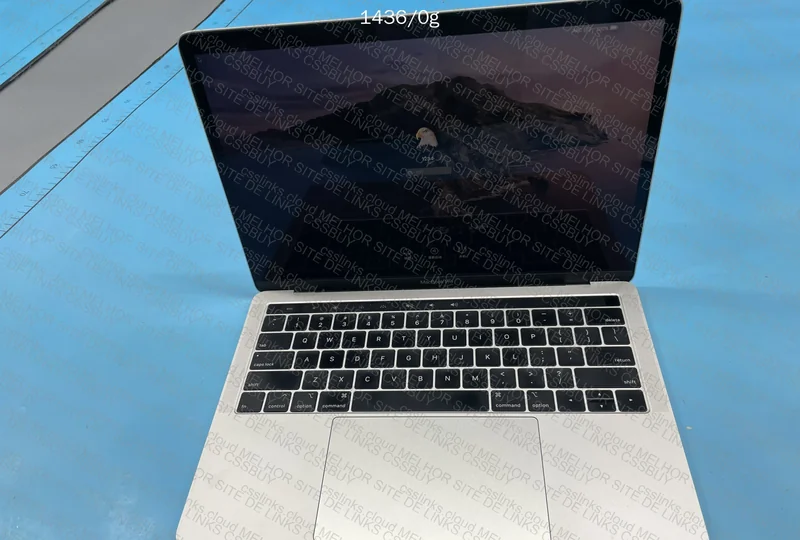 MacBook Pro 2018 i5 8GB+256GB 3
