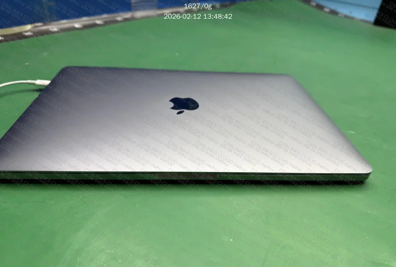 Macbook Pro 2019 16/256 6