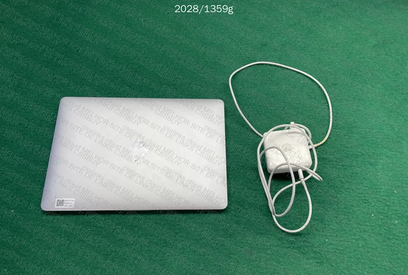 MacBook Pro 2019 16GB RAM 256GB 2