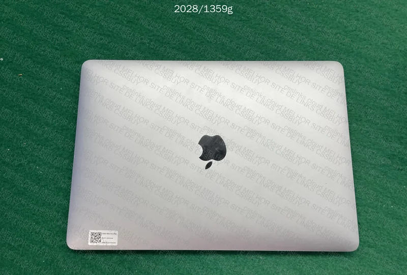 MacBook Pro 2019 16GB RAM 256GB 3