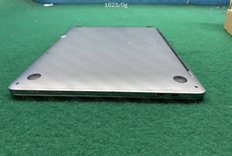 MacBook Pro 2019 8GB RAM 128GB 8