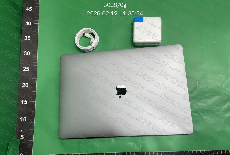 MacBook Pro 2019 i7
