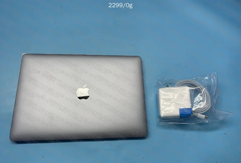 MacBook Pro 2019 i7 16+512 TouchBar 2