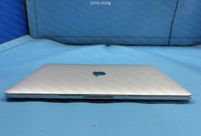 MacBook Pro 2019 TouchBar 2