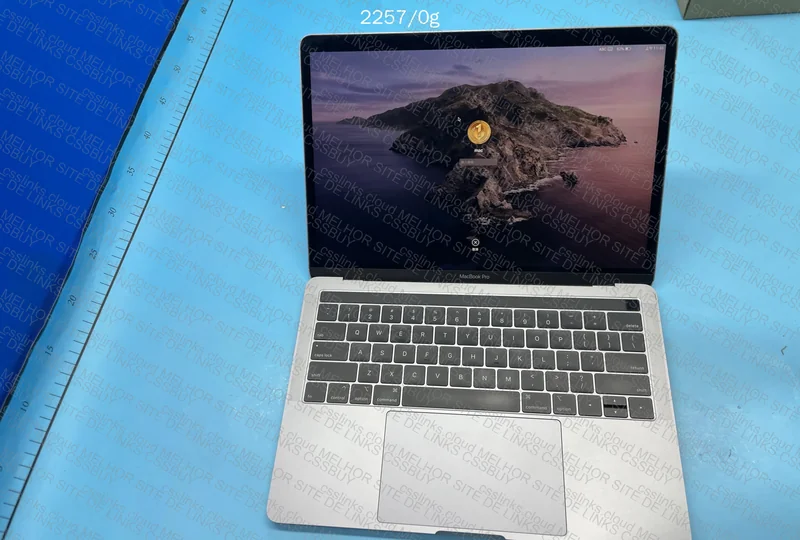 MacBook Pro 2019 TouchBar 8+ 128GB 2