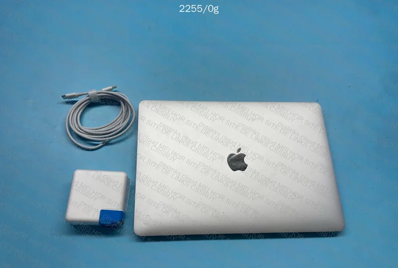 MacBook Pro 2019 TouchBar 8+256GB