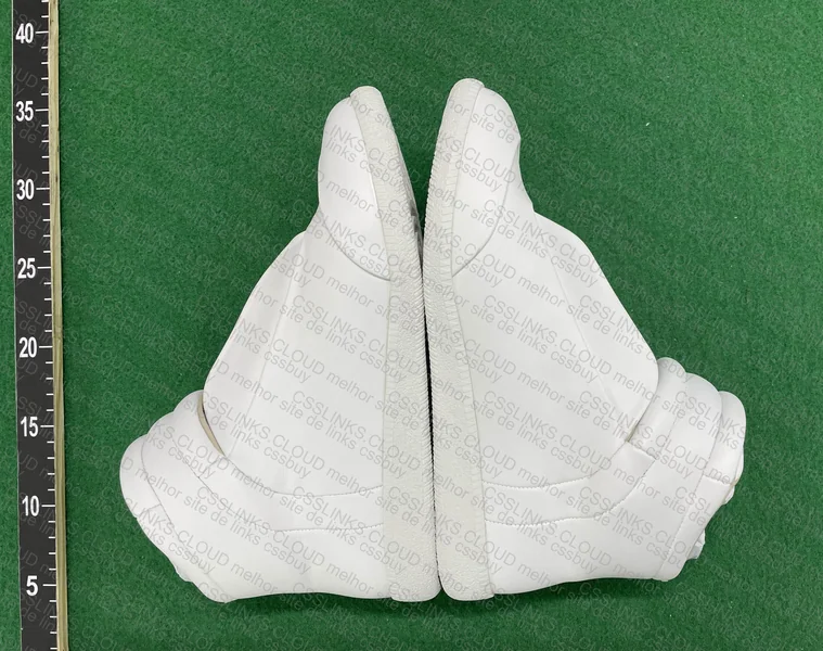 Maison Margiela Future Naisan 2