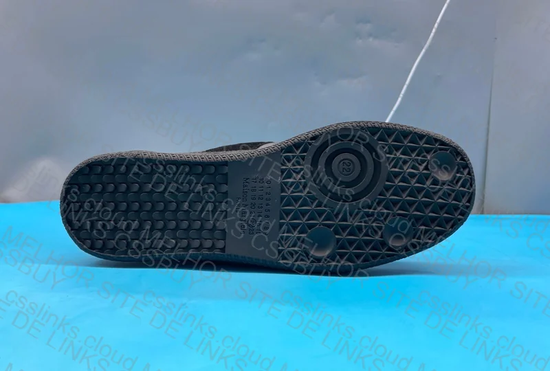 MAISON MARGIELA GATS 4