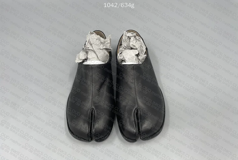 MAISON MARGIELA TABI SLIP ON