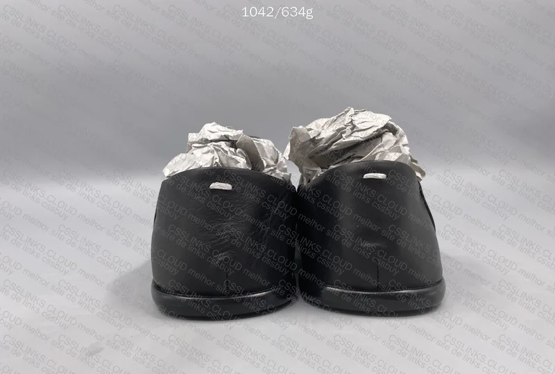 MAISON MARGIELA TABI SLIP ON 3