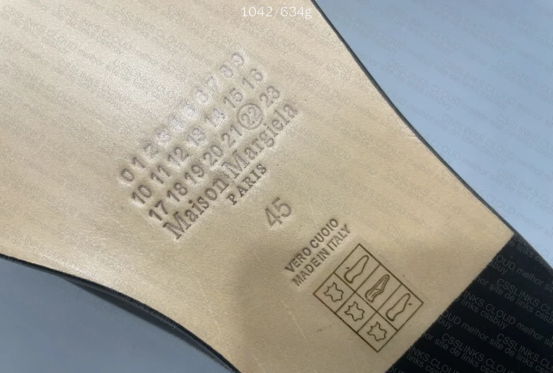 MAISON MARGIELA TABI SLIP ON 8