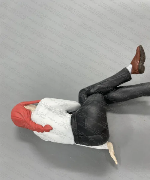 Makima from Chainsawman Action Figure 3