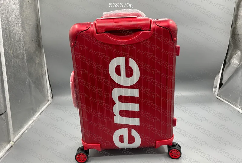 Carry-on Bag - RIMOWA x Supreme 9