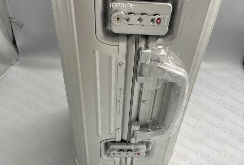 Rimowa Cabin S Bag 4