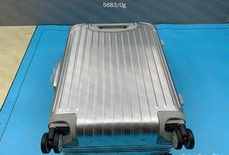 Rimowa Cabin S 21inch Luggage 2