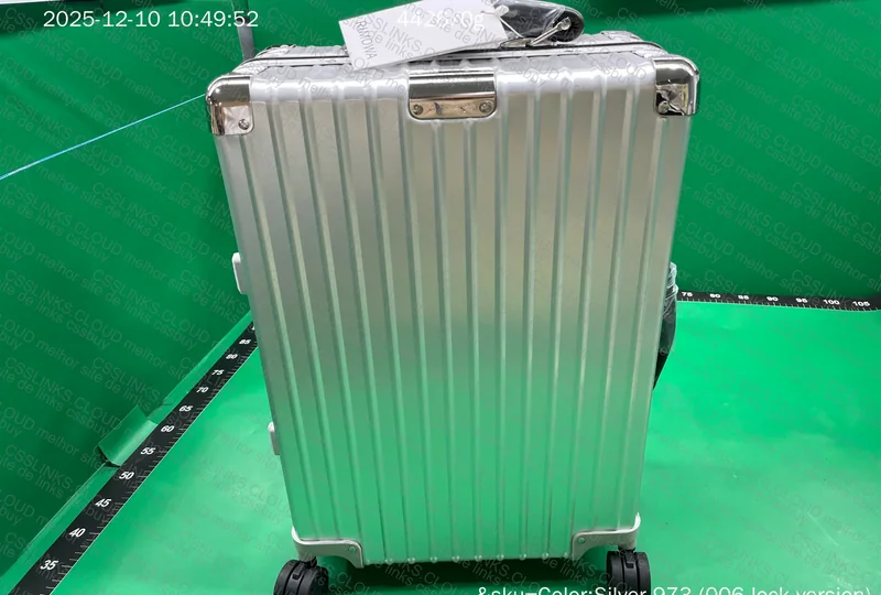 Rimowa Classic 21 Luggage