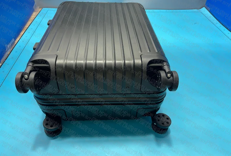 Rimowa Original Version Luggage 2