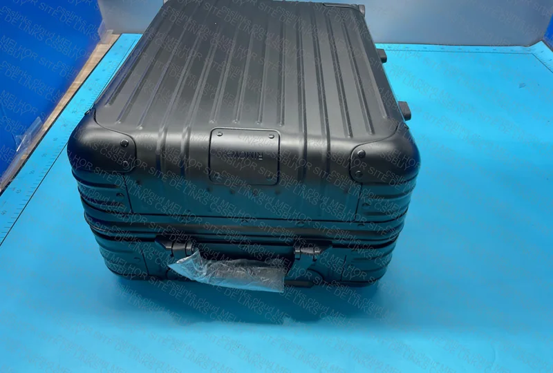 Rimowa Original Version Luggage 4