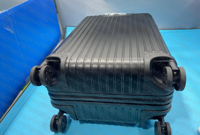 Rimowa Original Version Luggage 3