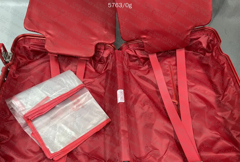 Rimowa x Supreme Luggage 7