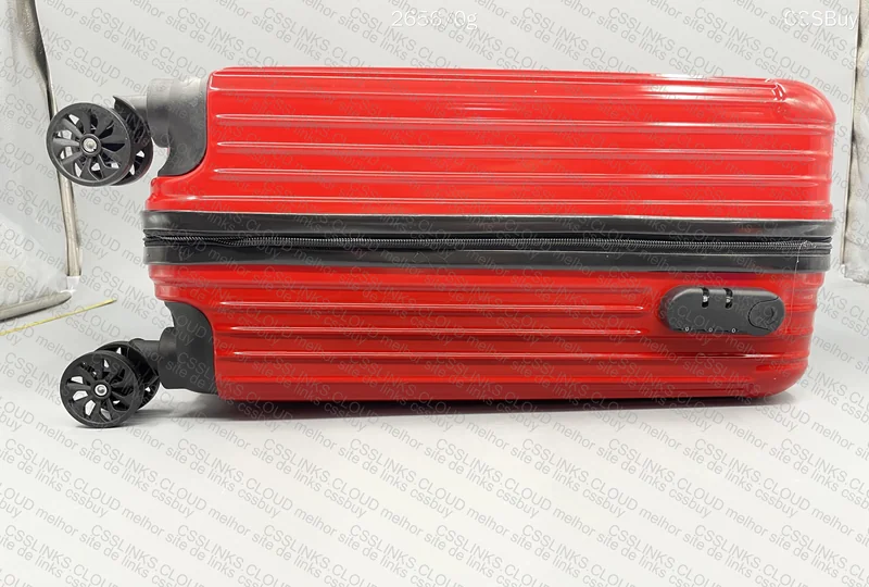 Supreme Luggage 4