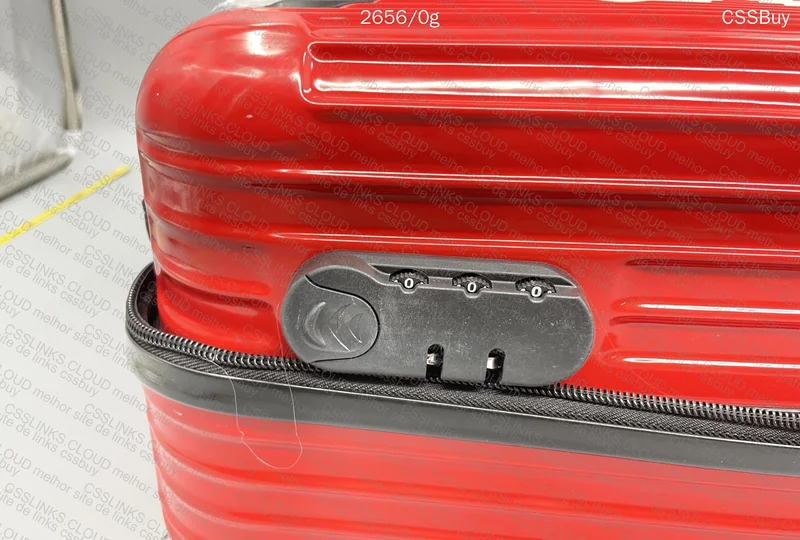 Supreme Luggage 7
