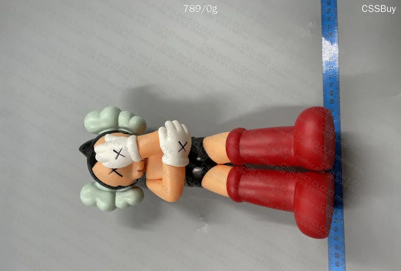 Mand Kaws 37cm