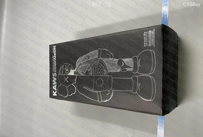Mand Kaws 37cm 8