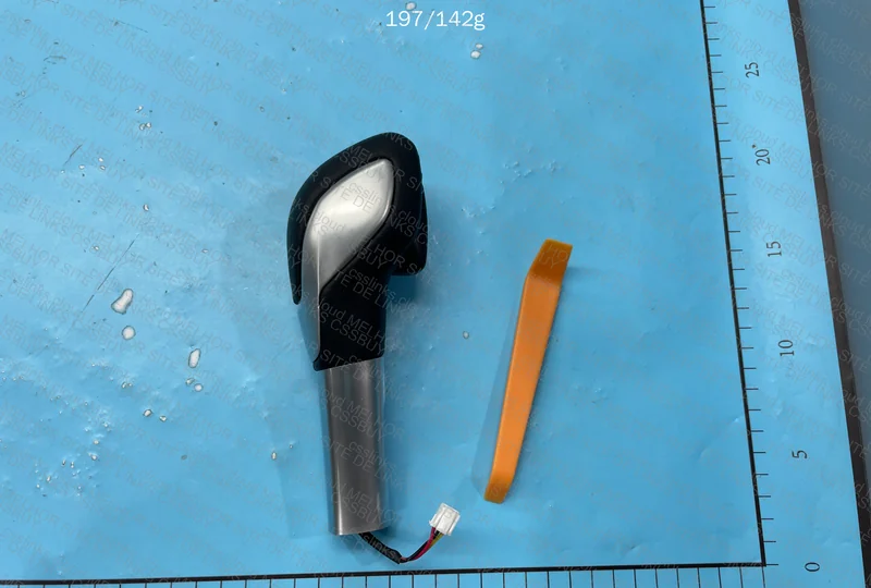 Automatic Fiesta 2015 Gear Knob and Toothbrush with Dental Floss