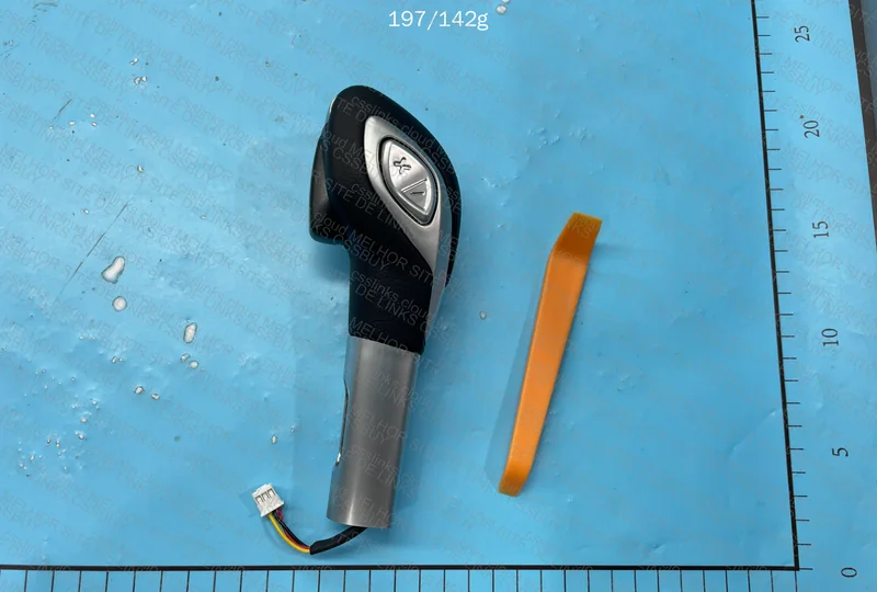 Automatic Fiesta 2015 Gear Knob and Toothbrush with Dental Floss 2