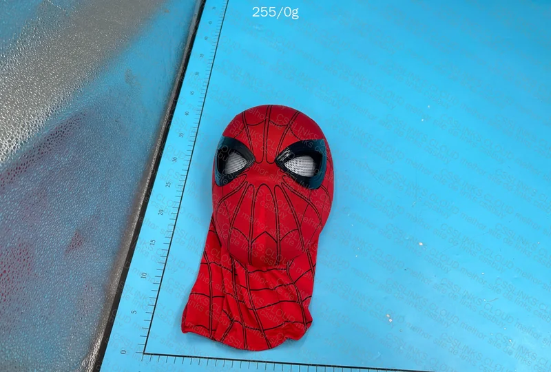 Spider-Man Mask with Moving Chin Eyes 7