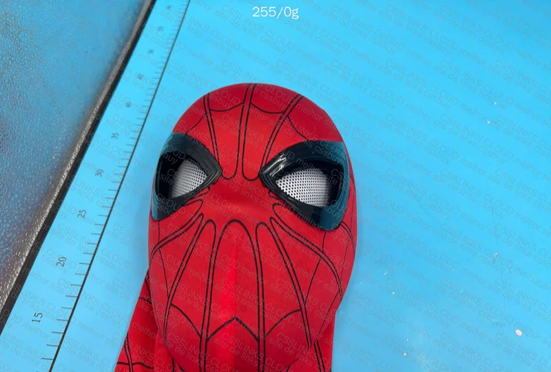 Spider-Man Mask with Moving Chin Eyes 9