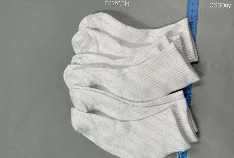 Basic Socks 4