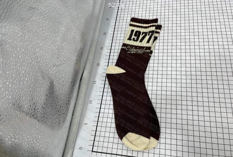 Ribbed High Socks 3