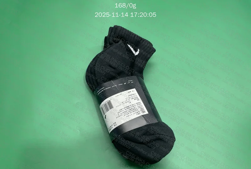 Meia cano médio Nike Preta 4