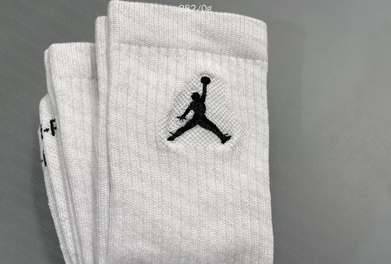 Jordan Sock 3